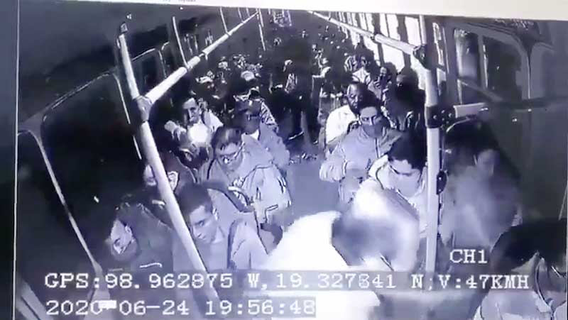 Difunden video de balacera durante asalto a pasajeros