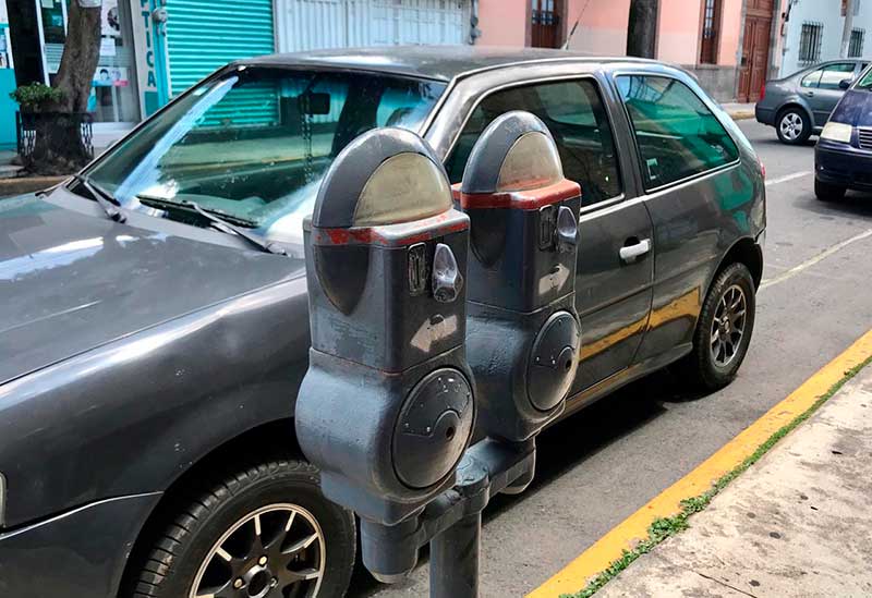 Llaman autoridades de Toluca a evitar daños en los parquímetros
