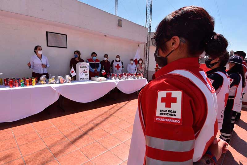 Reconoce Poder Legislativo a paramédicos de Cruz Roja como “héroes de la pandemia”