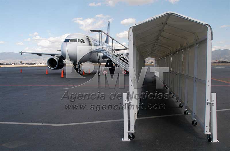 Pasajeros que viajen a EU en avión deben presentar prueba negativa de Covid-19