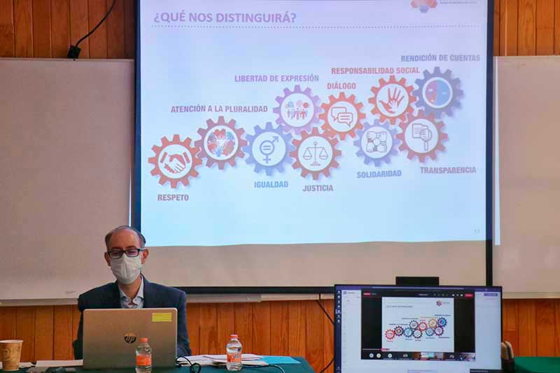Mitigar deserción escolar y reducir brecha digital, retos clave en UAEM: Carlos Barrera
