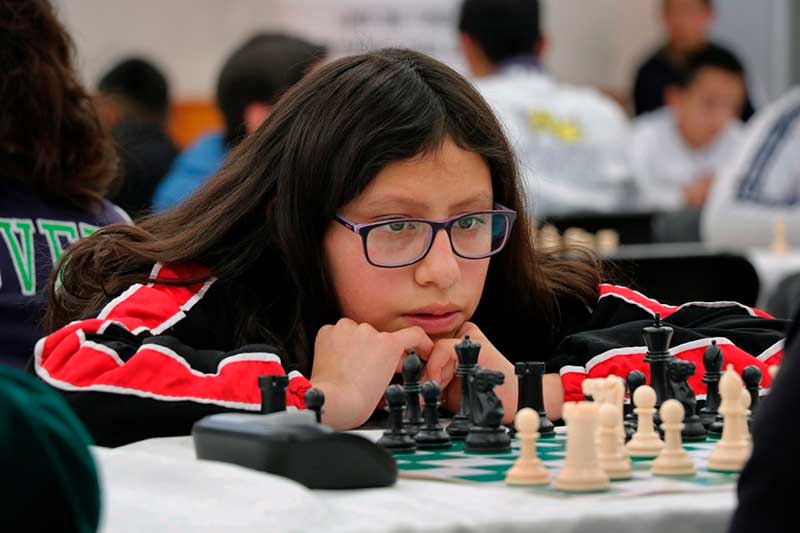 Compiten ajedrecistas en selectivo estatal de los Juegos CONADE