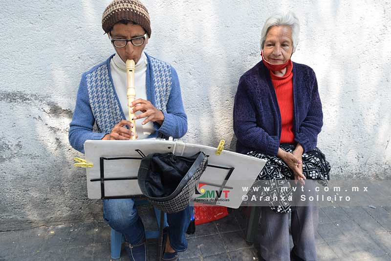 Música en las calles de Toluca para reducir el estrés de paseantes