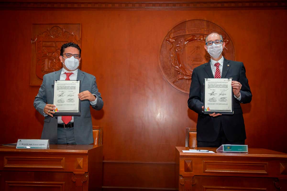 Firma de convenio entre UAEM y COMECyT
