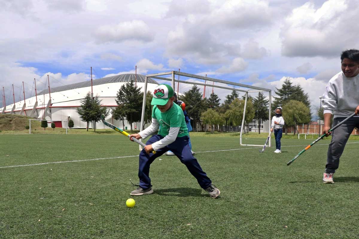 Inicia actividades Centro de Formación Deportiva de Hockey sobre Pasto