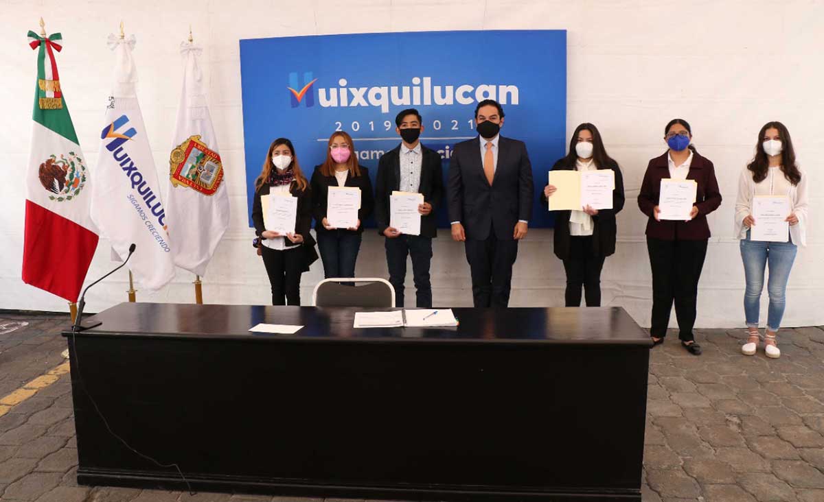 Jóvenes de Huixquilucan obtienen becas del 100 por ciento para estudiar en la Universidad Anáhuac
