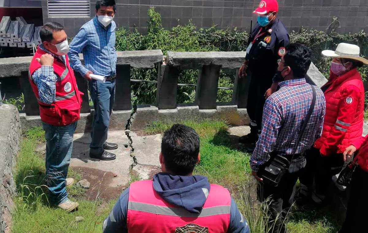 Protección Civil y Bomberos detectan grietas geológicas en Toluca