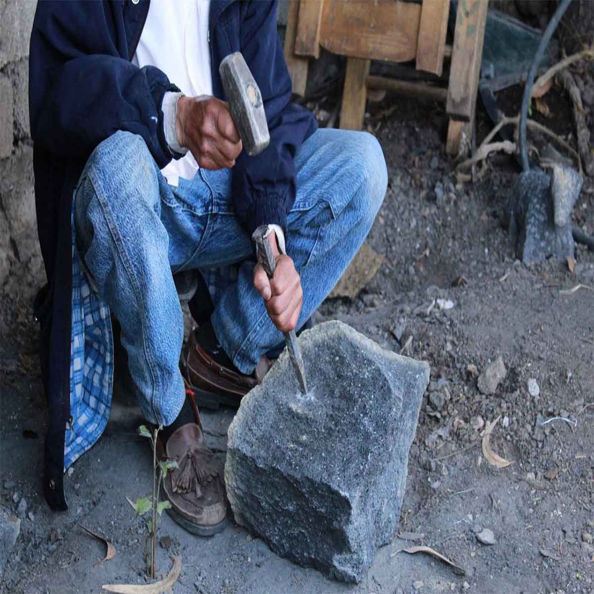 Molcajete artesanía hecha en municipios del Edomex