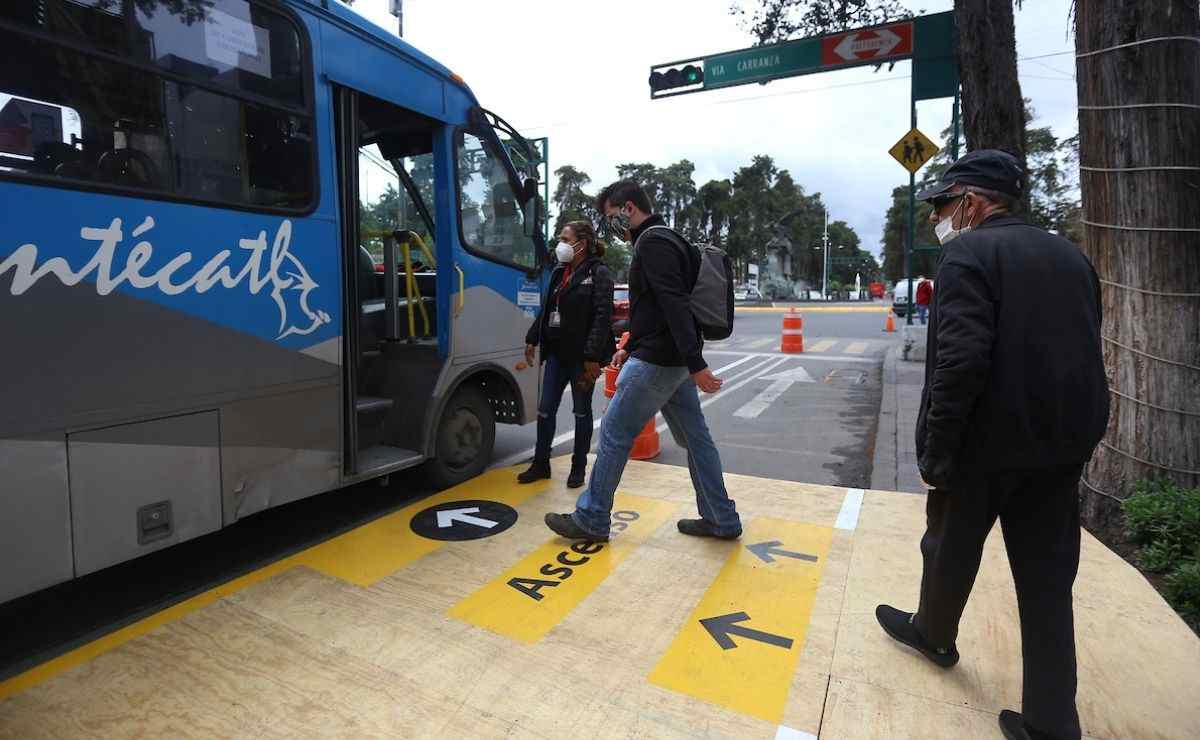 la empresa Xinantécatl abre una convocatoria para reclutar tanto a hombres como mujeres para ser conductores del transporte público en el Valle de Toluca