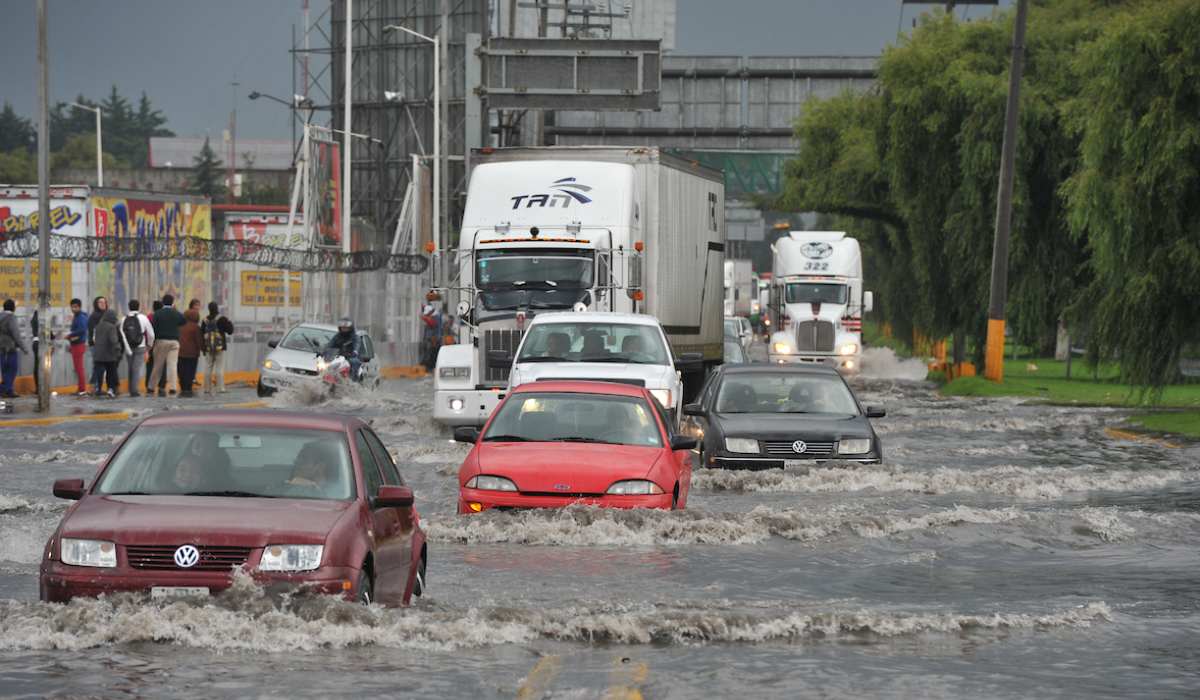 Recomendaciones viales para conducir en esta temporada de lluvias 