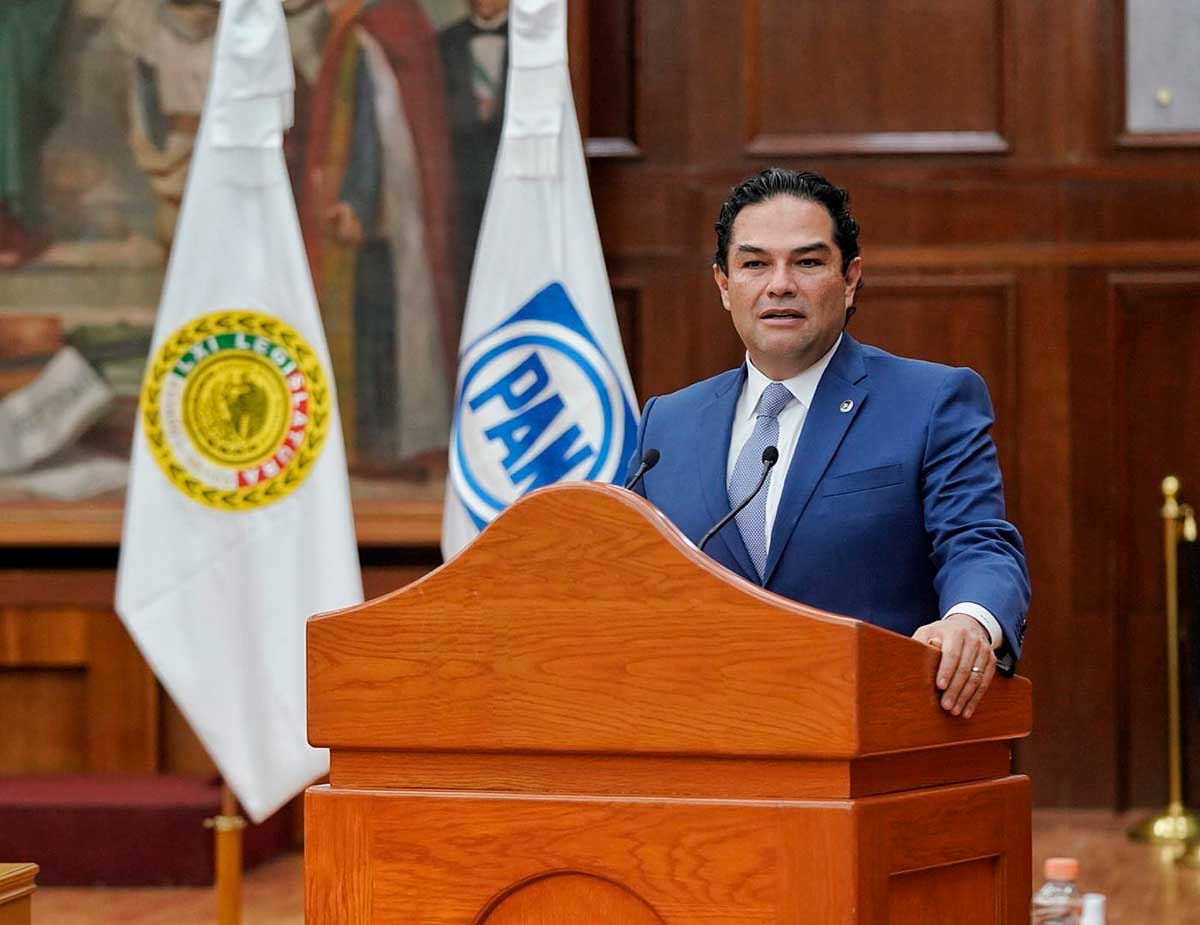 La nueva Constitución que pretende Morena, no pasará: Enrique Vargas Villar