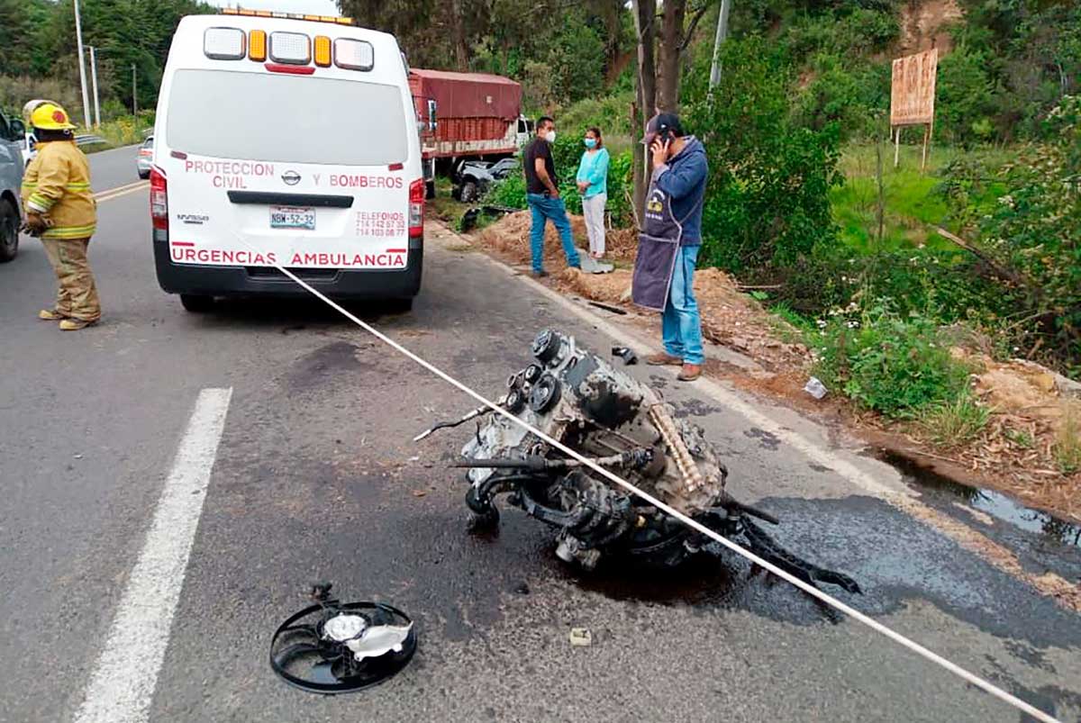 Fallecen dos personas por choque en la carretera a Tenancingo