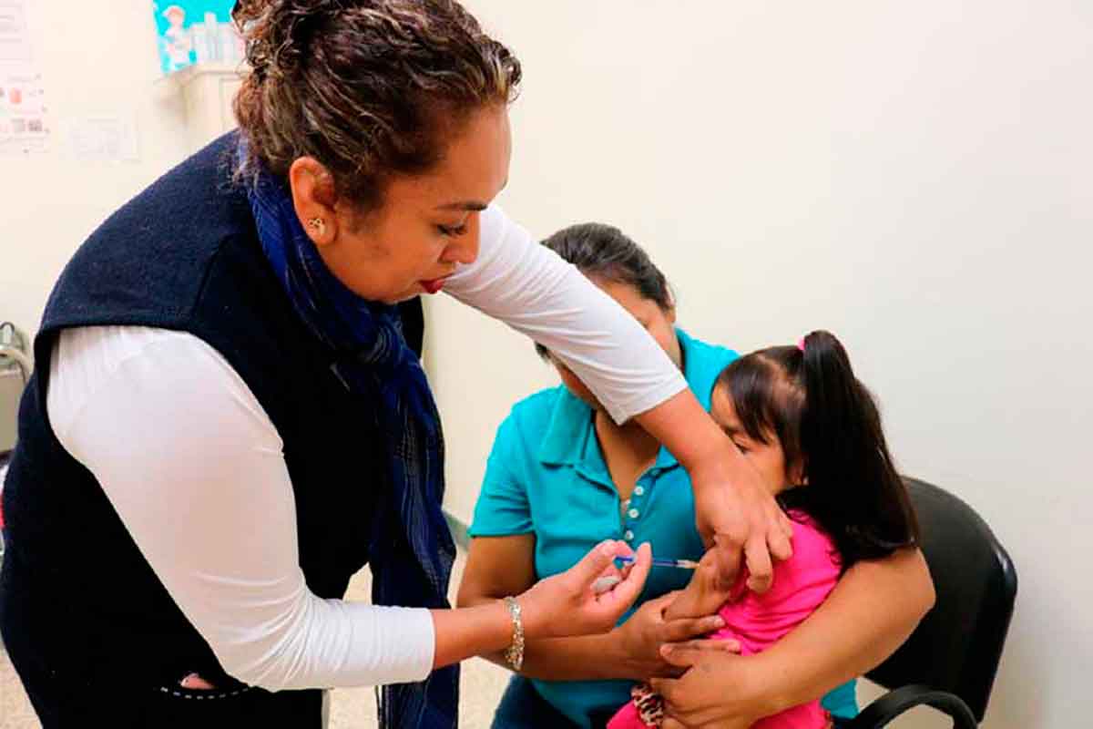Inicia registró para vacunar contra COVID a niños con alguna enfermedad