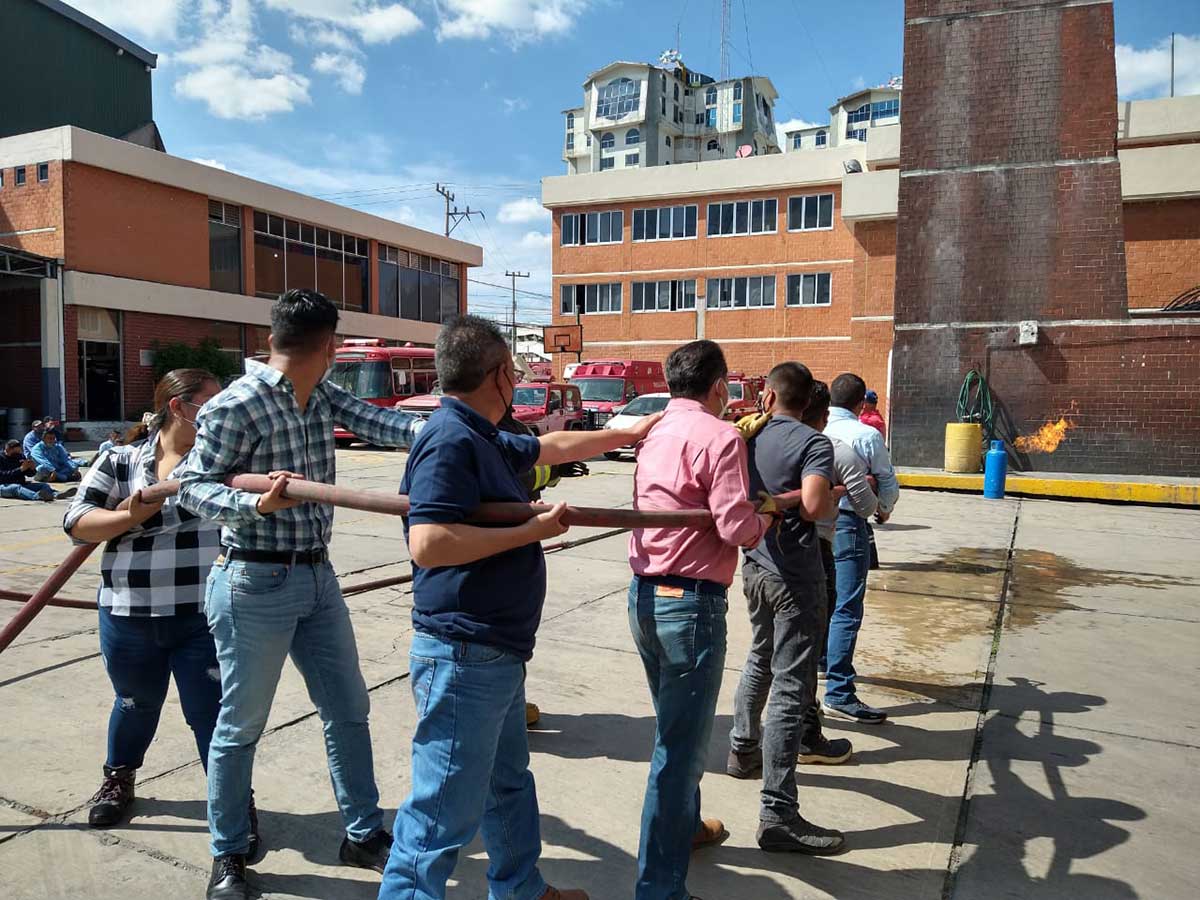 Protección Civil Toluca capacita empleados de empresas de Gas LP