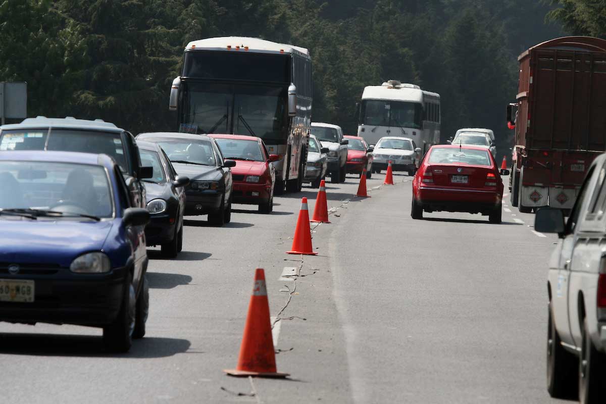 Anuncian próximo cierre de circulación en la carretera Toluca-México