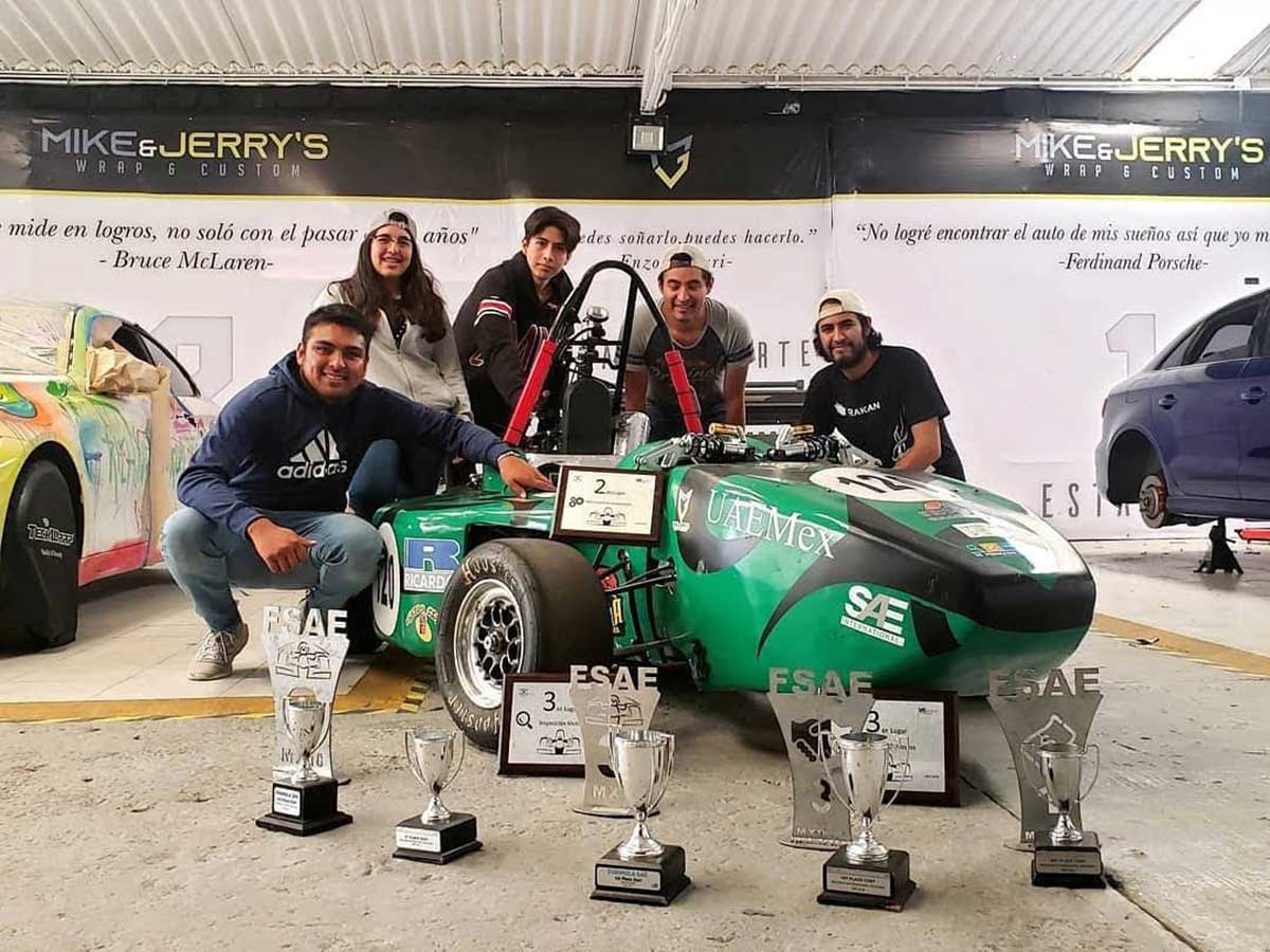 En la escudería Potro Sports UAEM diseñan vehículo de carreras en 3D