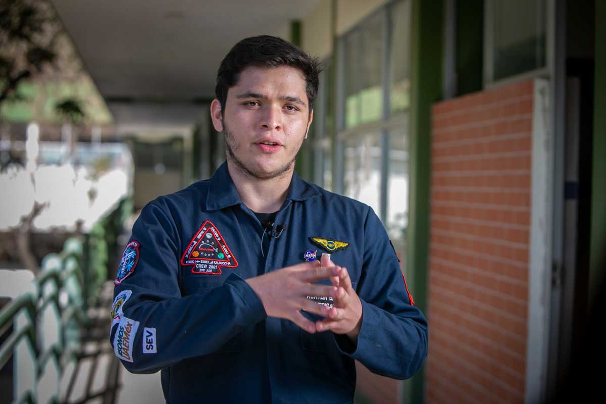 La NASA beca a Acatzin Benítez, estudiante de la UAEMéx, para ser Educador del Espacio