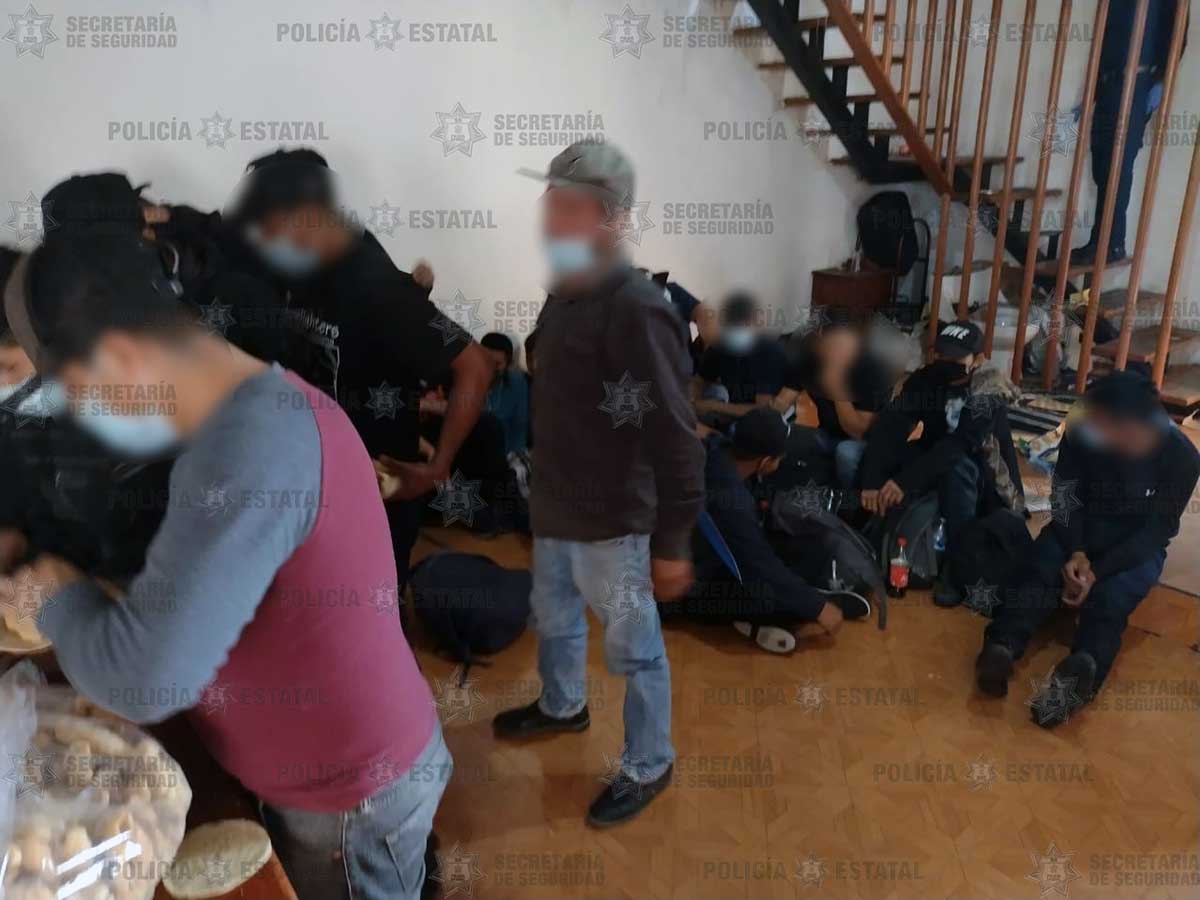 Indocumentados rescatados de vivienda de Acolman dónde se encontraban privados ilegalmente de su libertad