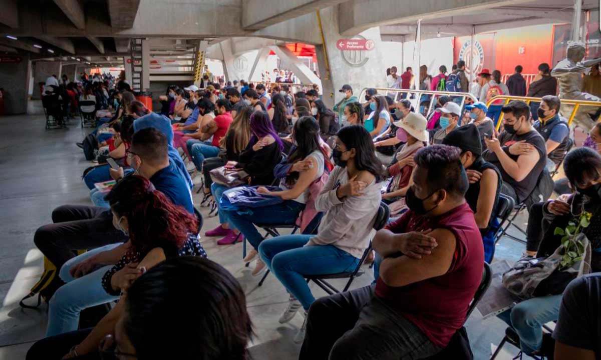 Se aplican en Toluca más de 500 mil dosis de vacunas contra Covid-19