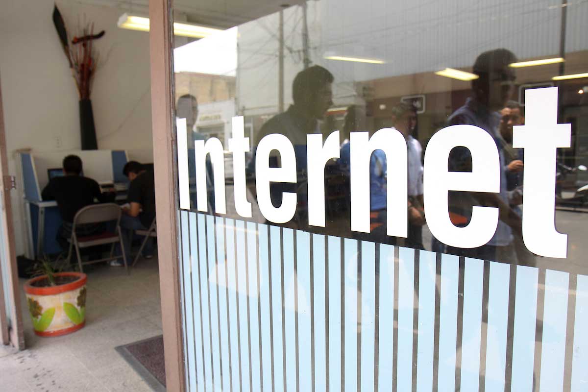Instalaciones de un café internet en Toluca