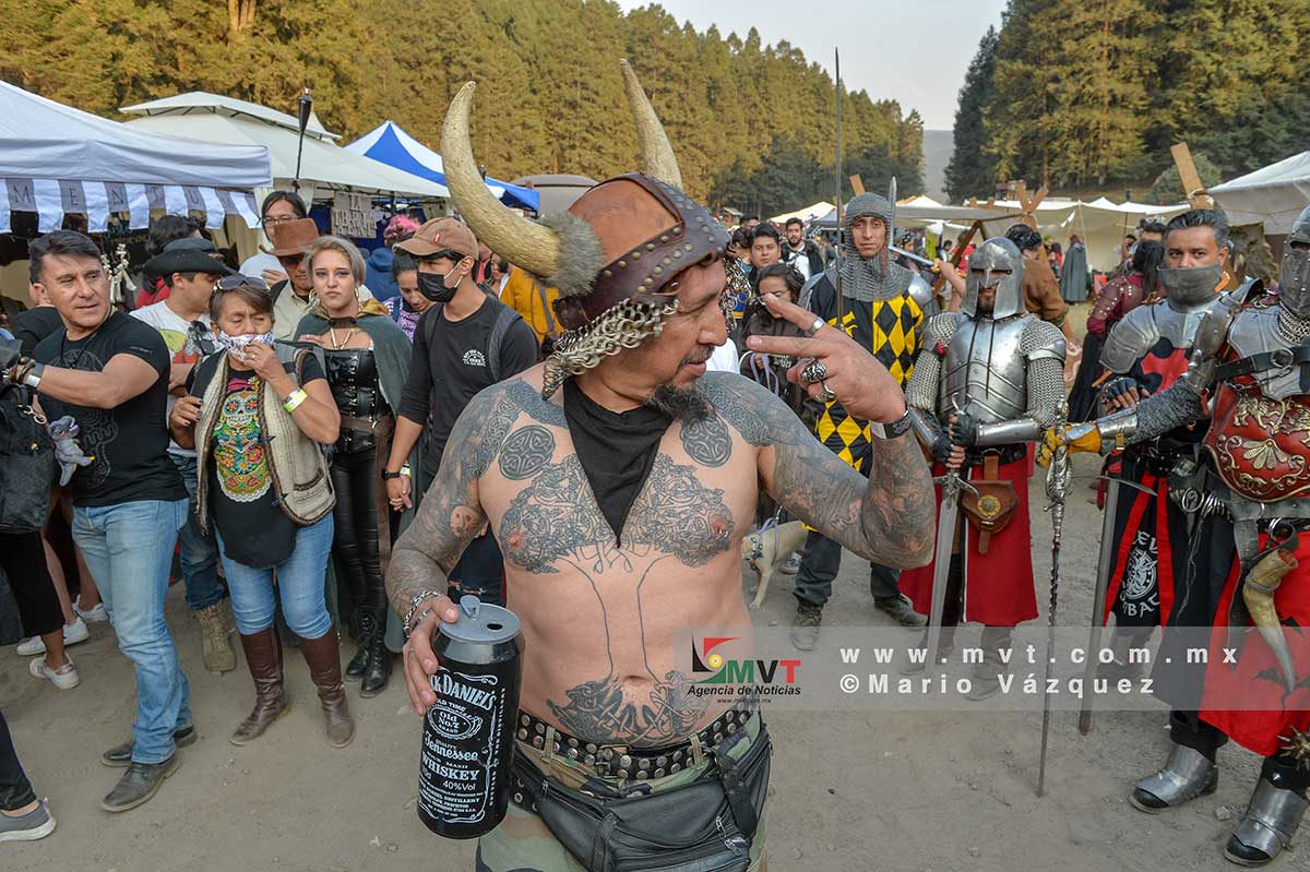 Un vikingo en el festival medieval de la Marquesa