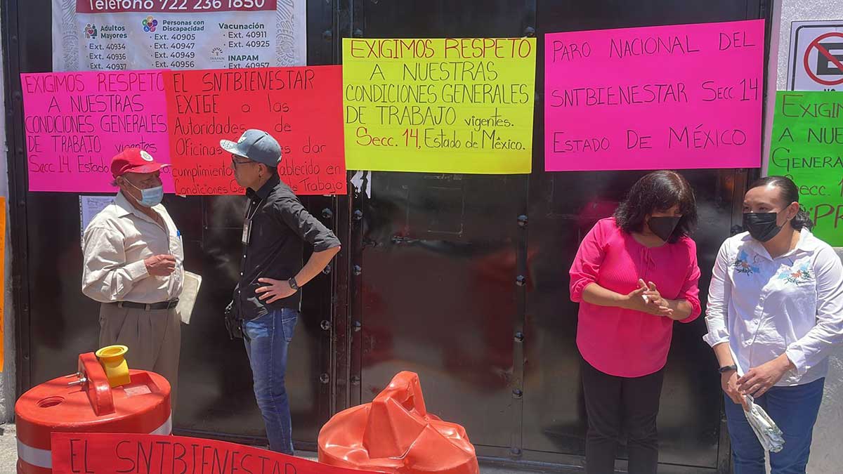 Protestan maestros federales por incumplimiento de prestaciones