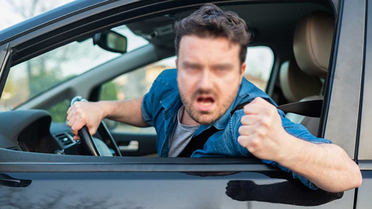 Tras regreso a actividades presenciales, más personas violentas al volante
