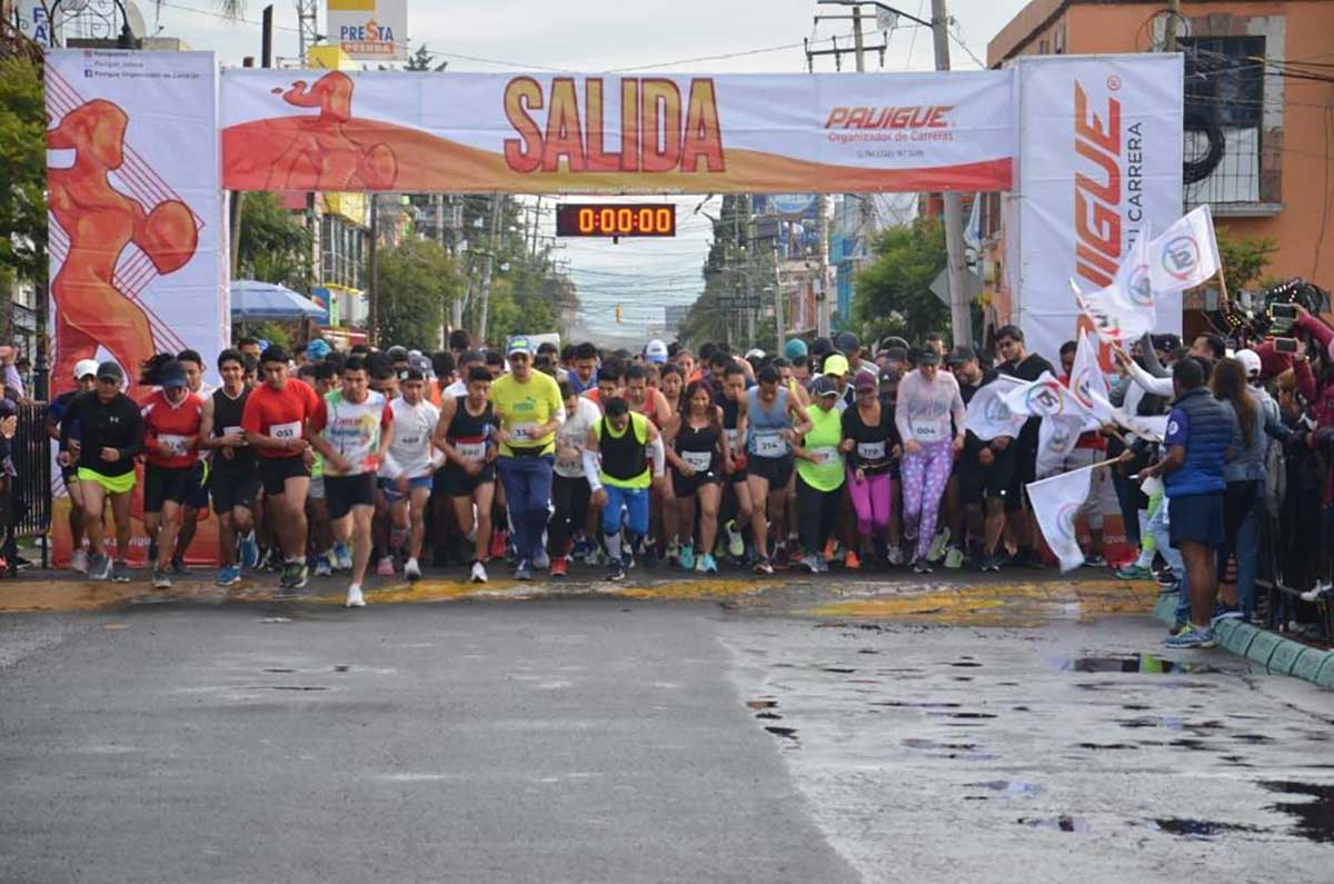 600 atletas en la Carrera por la Juventud de San Mateo Atenco