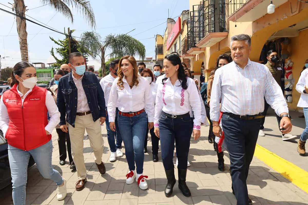 Ana Muñiz Neyra y Alejandra del Moral
