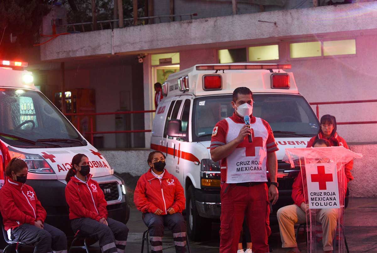 Veteranos de Cruz Roja compartieron experiencias en los sismos 