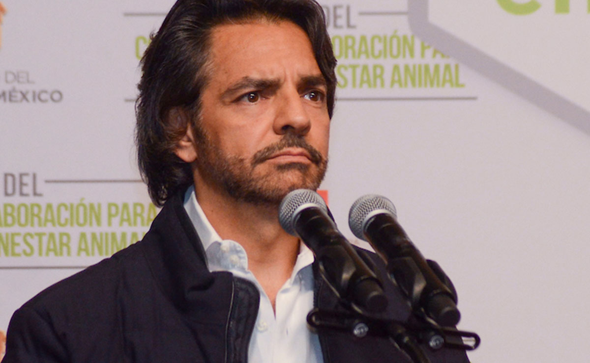 Eugenio Derbez en conferencia de prensa en Edomex