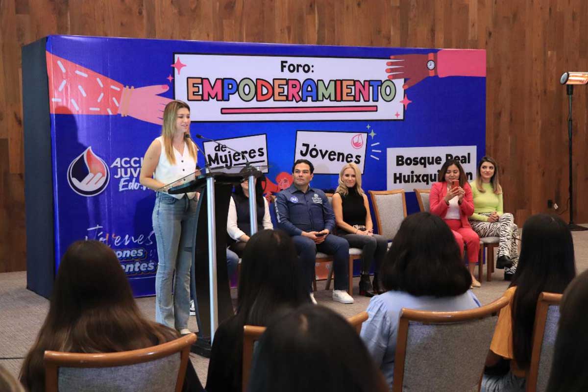 Romina Contreras y Enrique Vargas