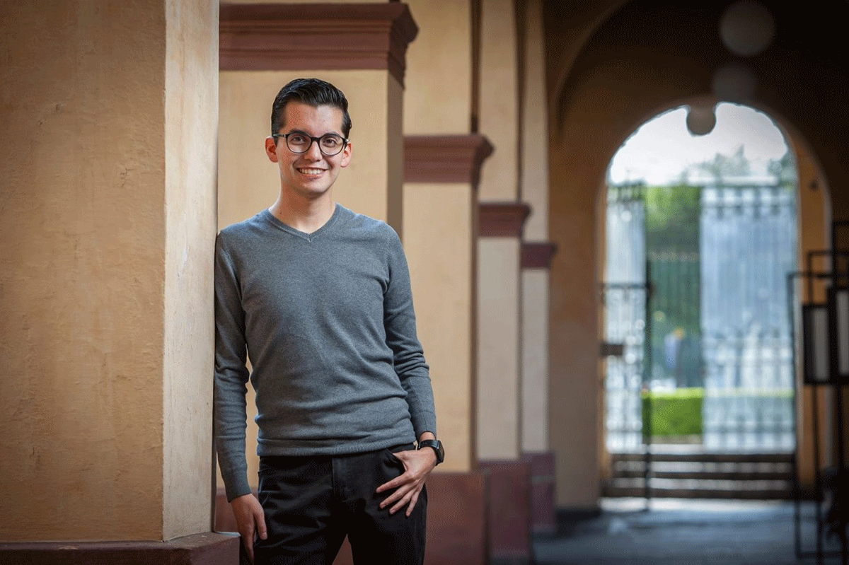 Egresados UAEMéx presentan prototipo de edificios sustentables