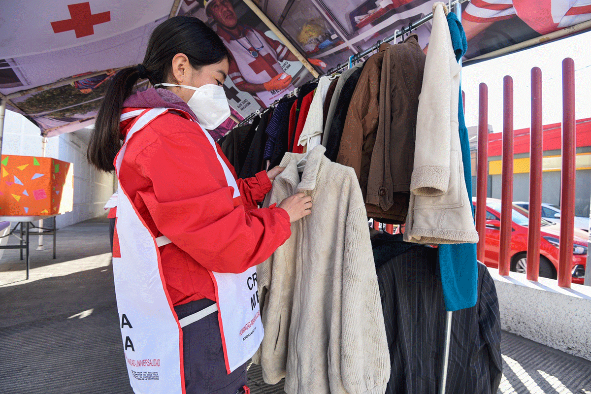 Las donaciones de ropa abrigadora de lunes a domingo de 10:00 a 18:00 horas en Cruz Roja Toluca 