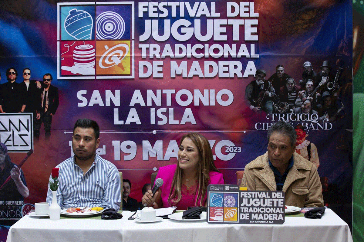 Festival del Jueguete Tradicioonal de Madera 