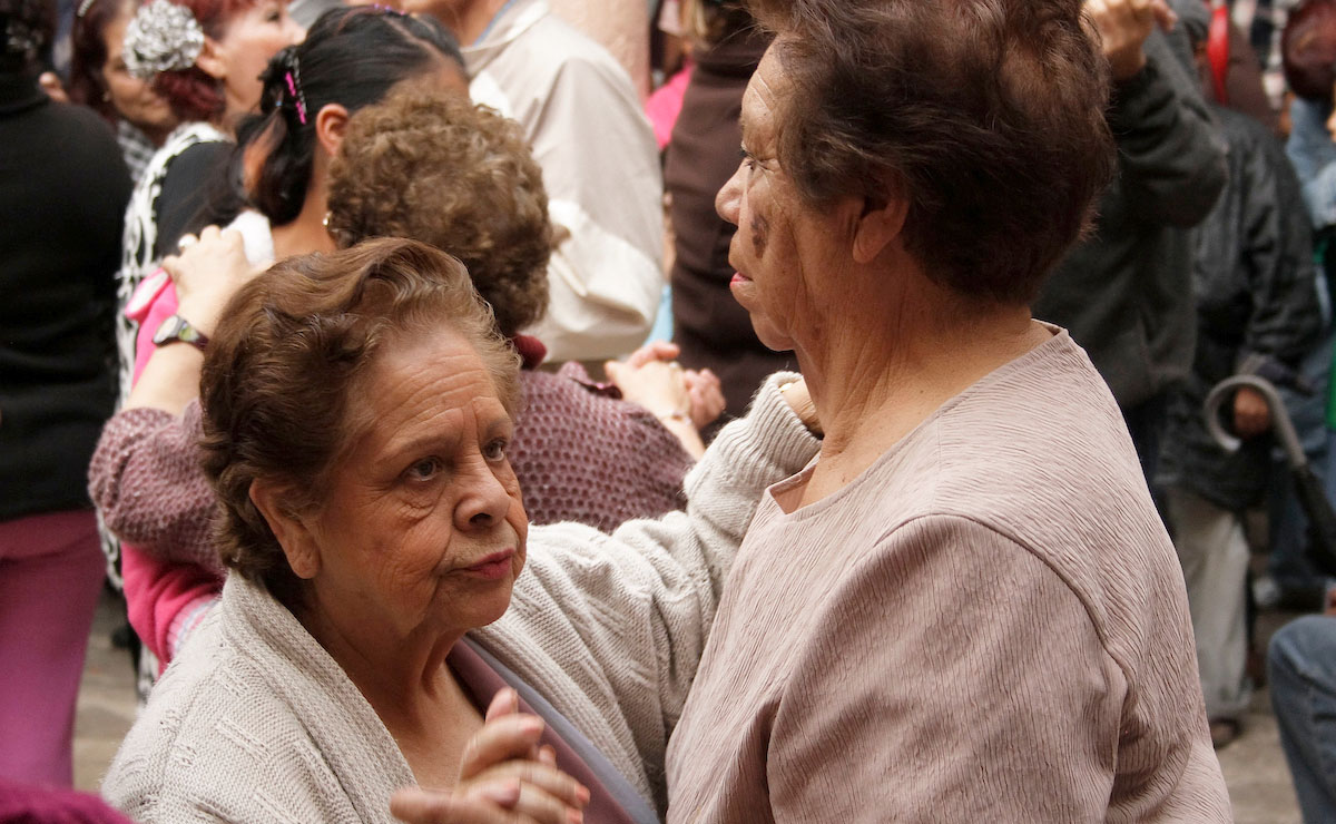¡Lleva a mamá a bailar! Realizarán bailongo en Toluca por el Día de las Madres