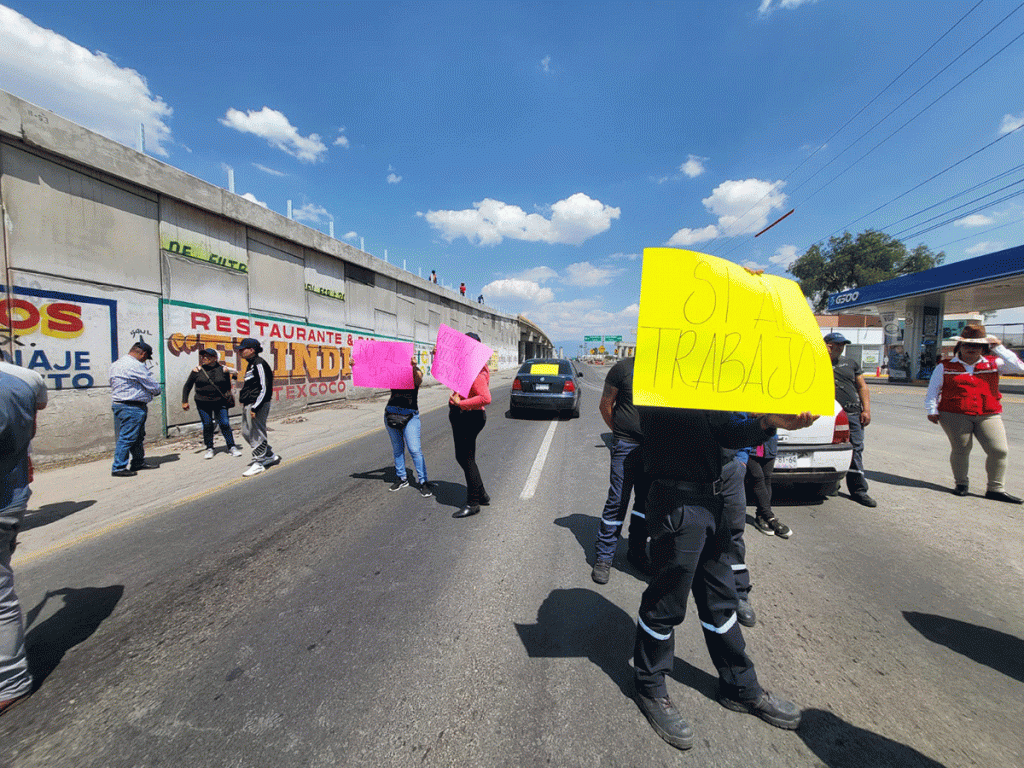 ¿Por qué bloquearon la carretera Lechería-Texcoco por más de cuatro horas?. Noticias en tiempo real