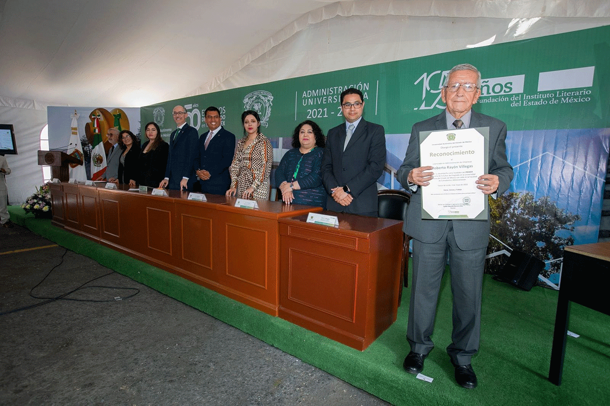 Reconocen a fundadores del primer programa de investigación de la UAEMéx