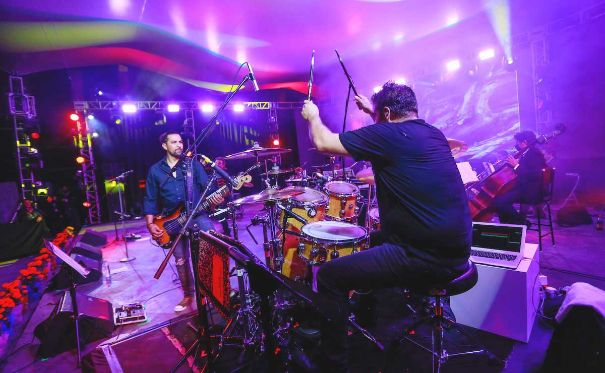 Concierto de rock en un lugar de Toluca