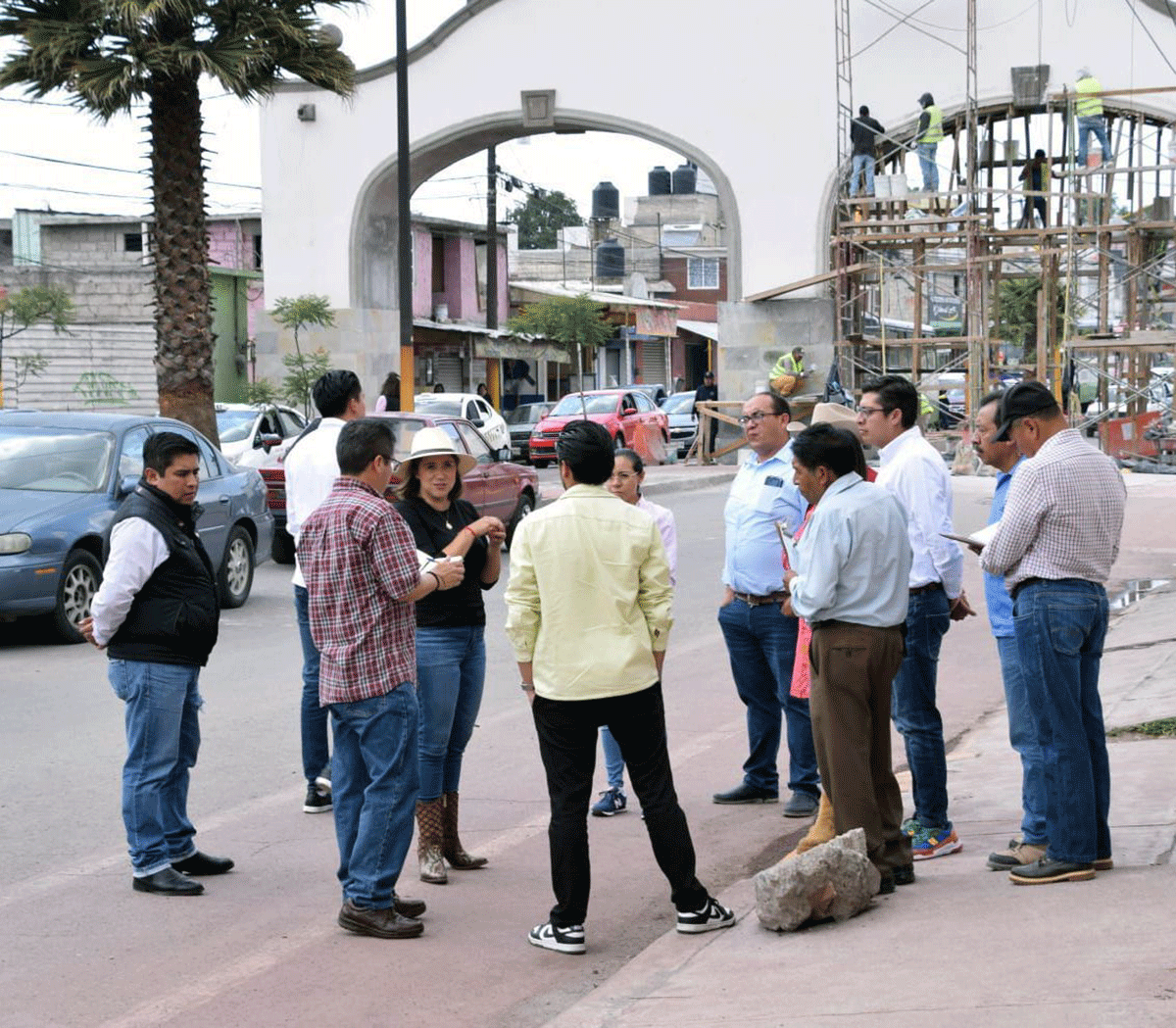 Se da mantenimiento al Arco de Entrada de San Mateo Atenco