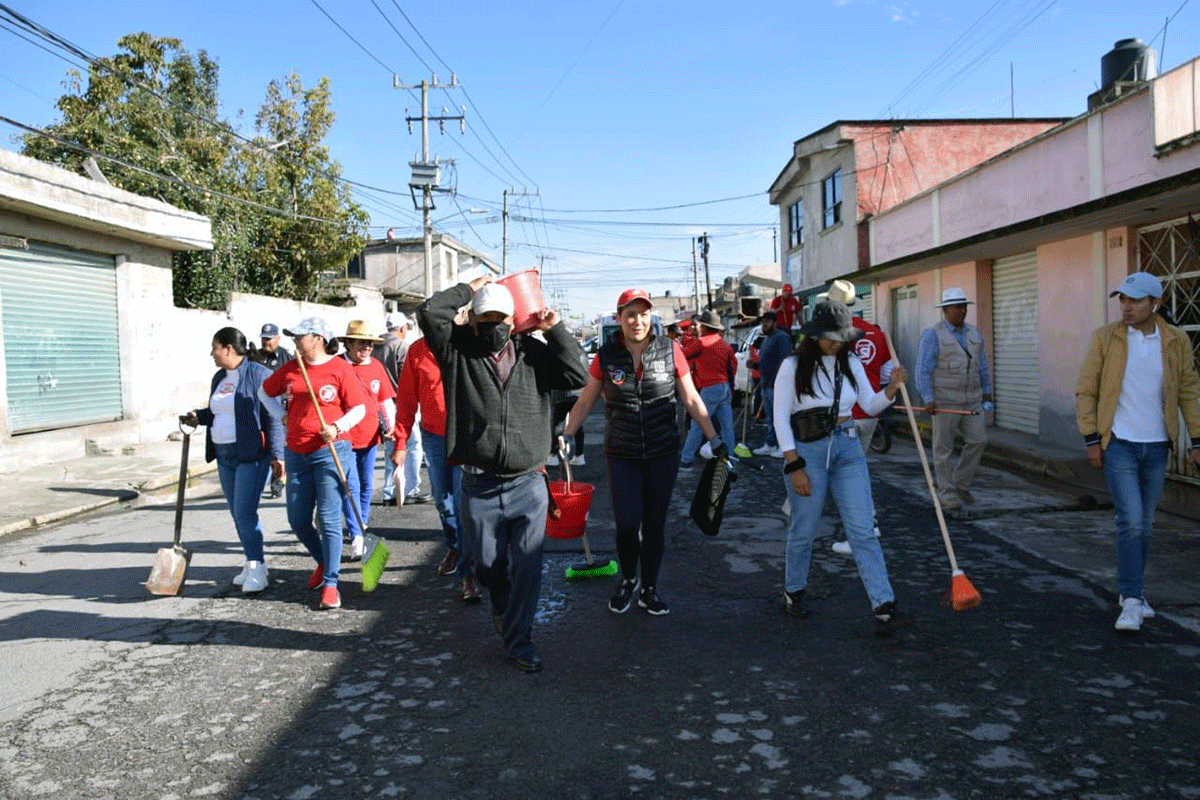 Rescata Ana Muñiz Neyra dignidad de las calles de San Mateo Atenco