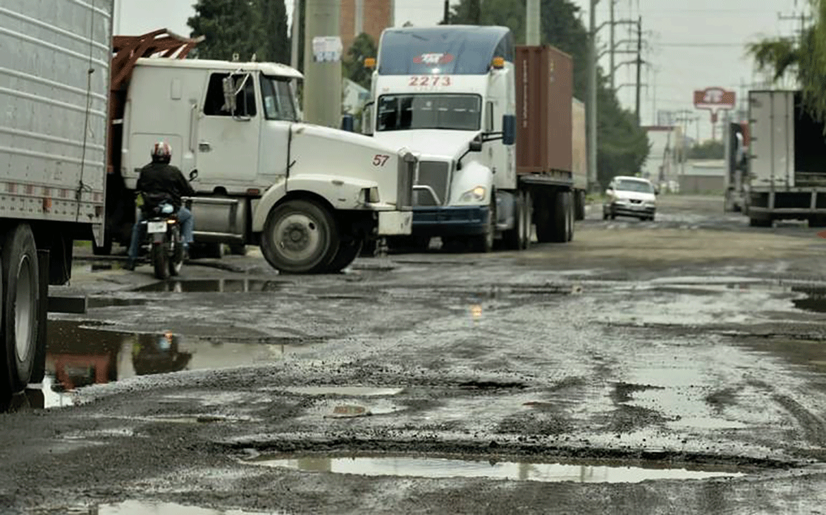 En pésimas condiciones el 76% de carreteras y vialidades del Estado de México