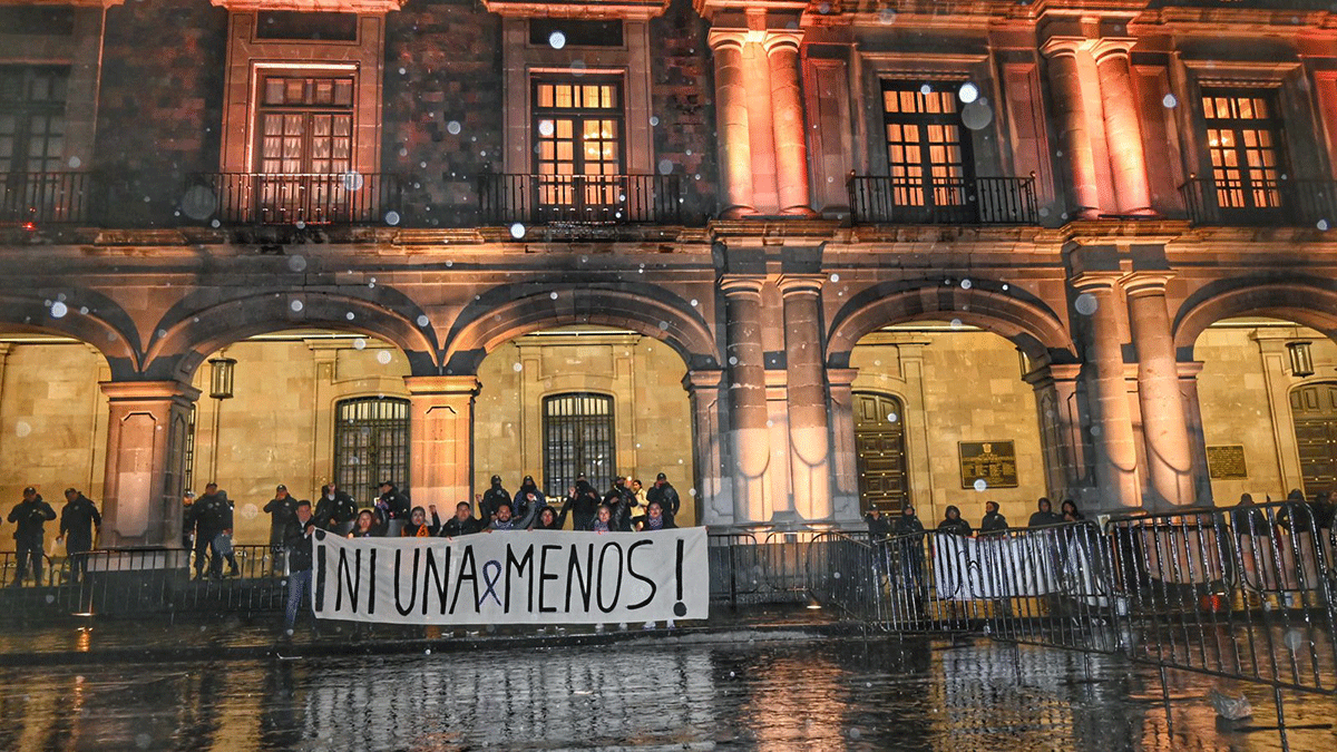 Mujeres se manifiestan para exigir justicia por feminicidios y ...