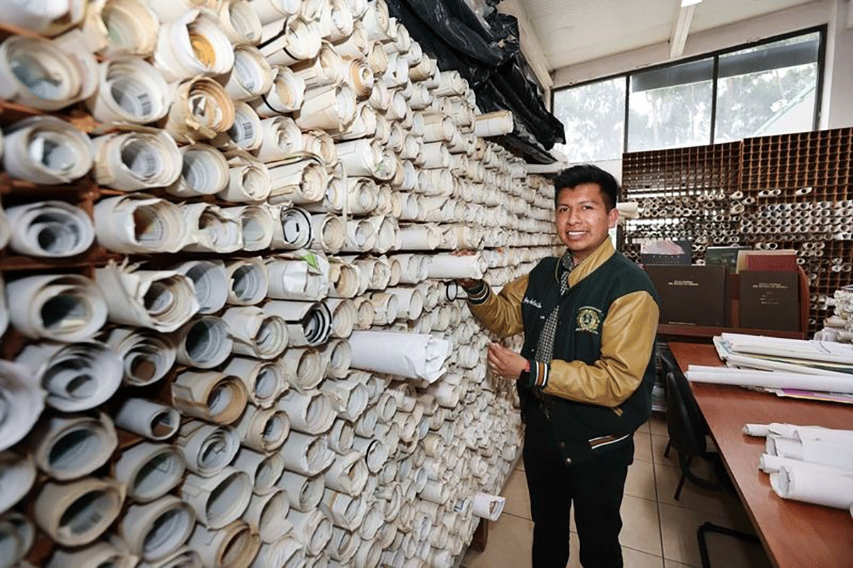 Egresado universitario trabaja a favor del cuidado del ambiente en territorio de Zinacantepec