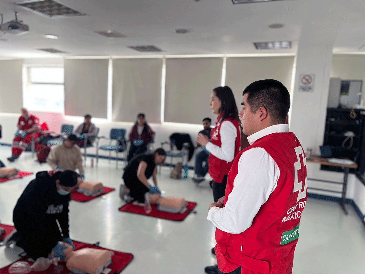 Intensifica Cruz Roja Mexicana acciones de capacitación para elevar capacidad de respuesta y calidad de servicios en Edomex