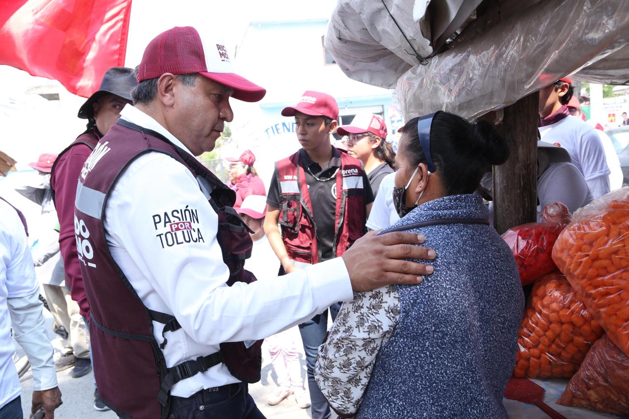Ricardo Moreno visito San Miguel Totoltepec