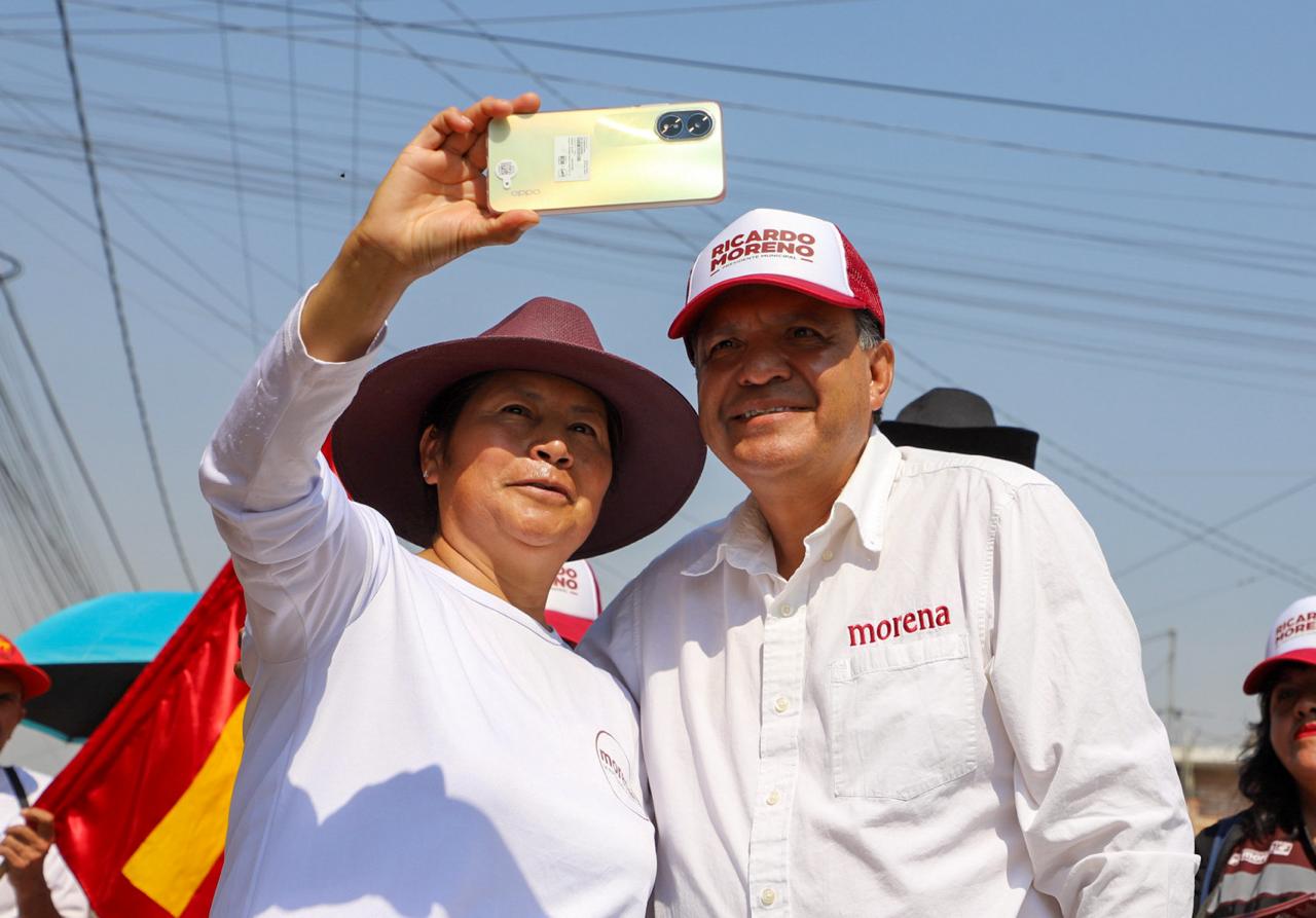 Selfie Ricardo Moreno coalición PT-Morena-PVEM- Toluca