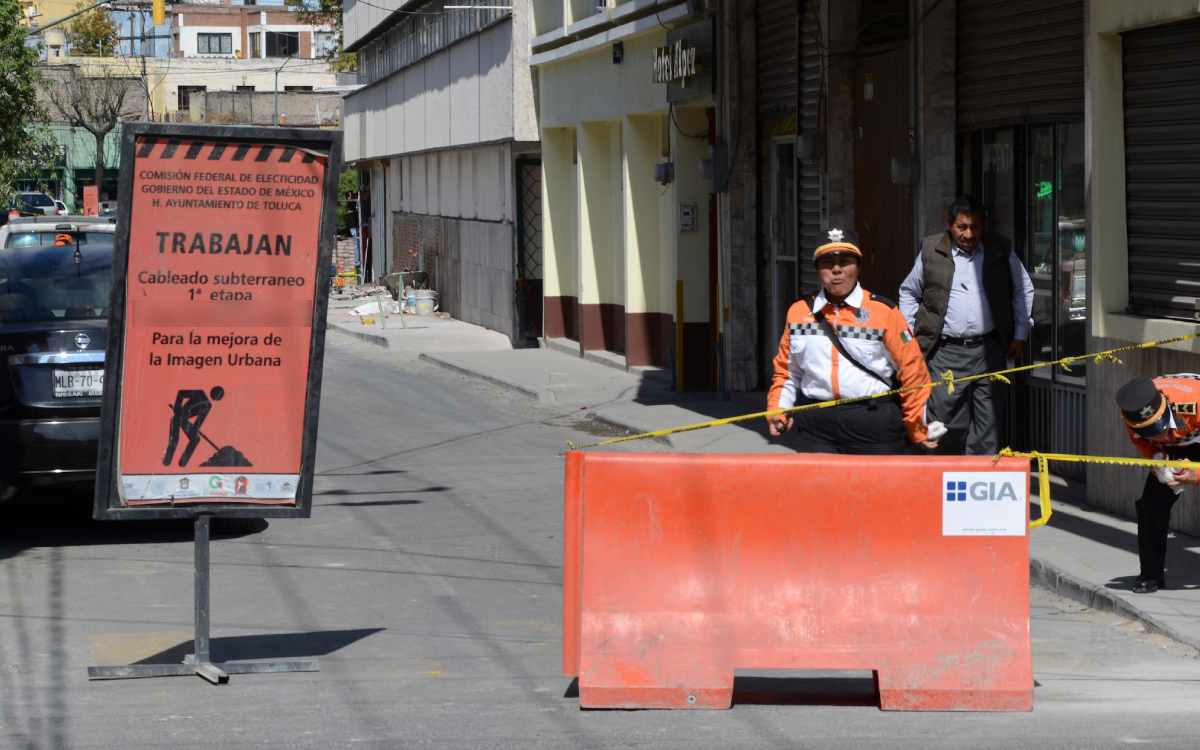 que calles están cerradas en zinacantepec
