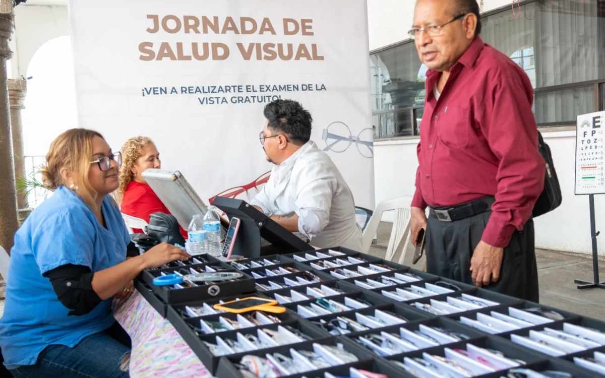 opteometrista en cruz roja toluca