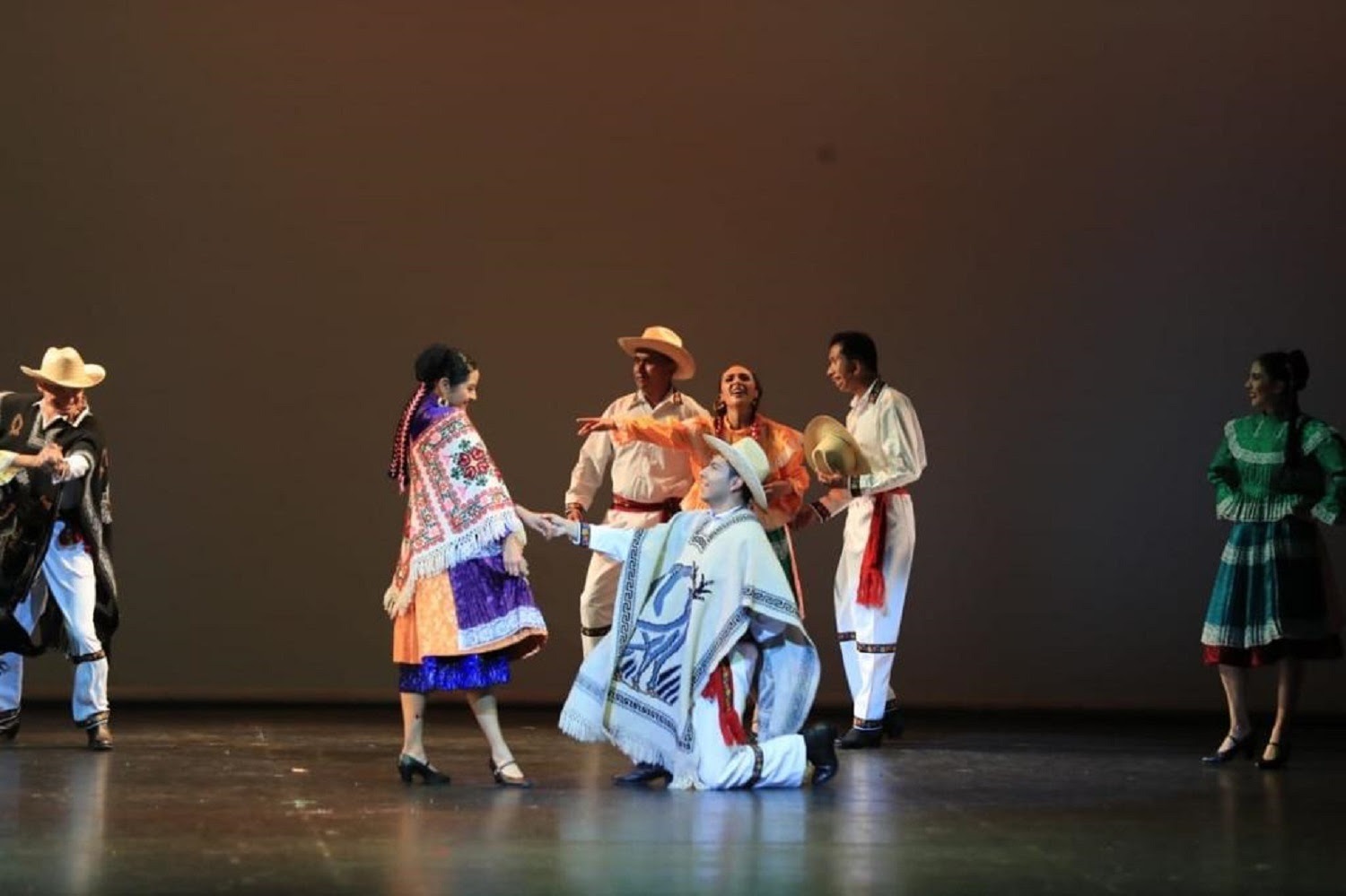 grupo de danza de Edomex